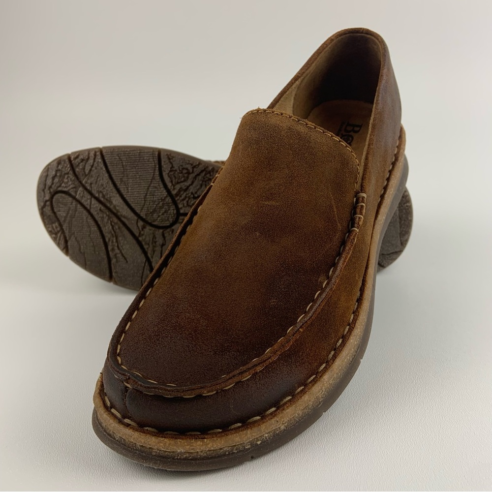 BORN Baylor Men’s size 9.5 Brown Distressed Suede Loafer shoes